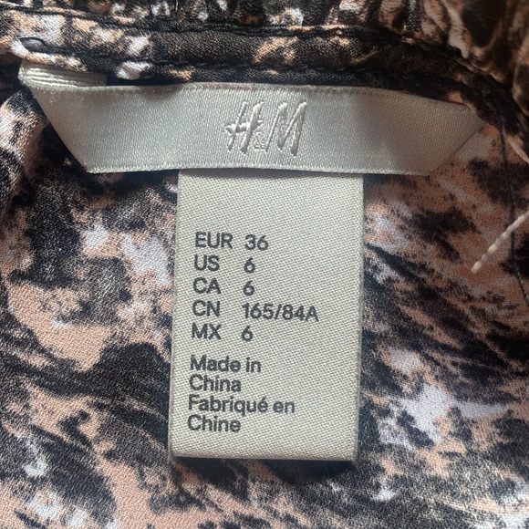 H&M Blouse - Picture 5 of 5